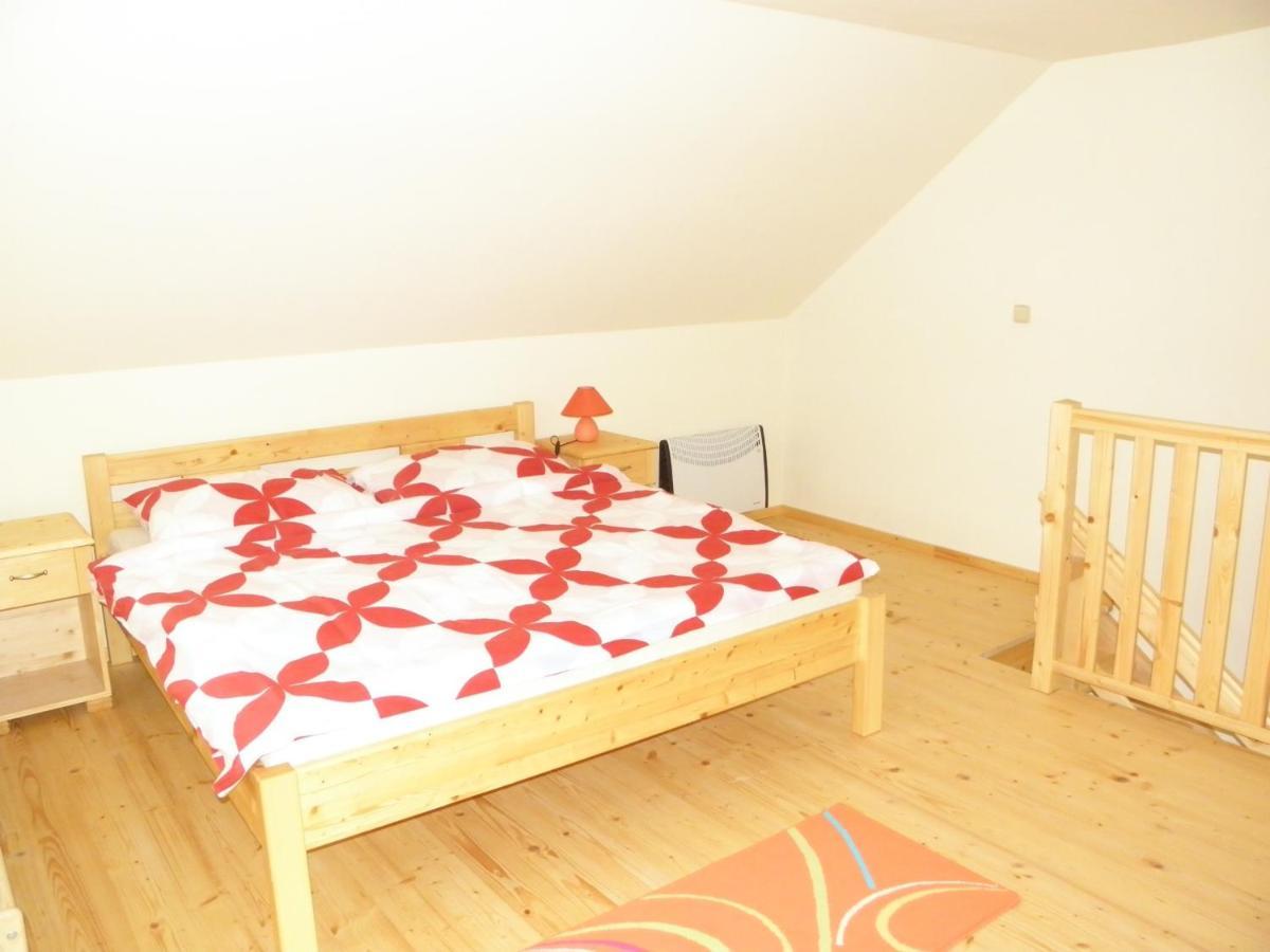 Penzion U Lisky Jarosov nad Nezarkou Room photo